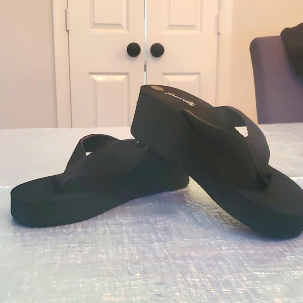 New unbranded wedge foam thong flip flops 6